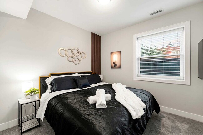 2207 W 18th St unit ID1296498P, Chicago, IL 60608 - photo 4