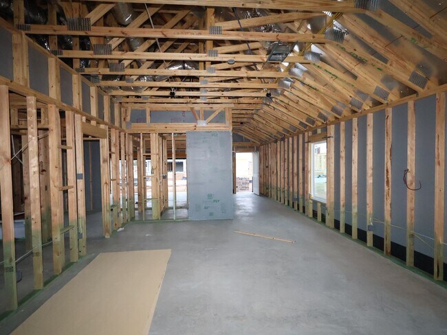 31007 Newcomb Landing Ln, Waller, TX 77484 - photo 5