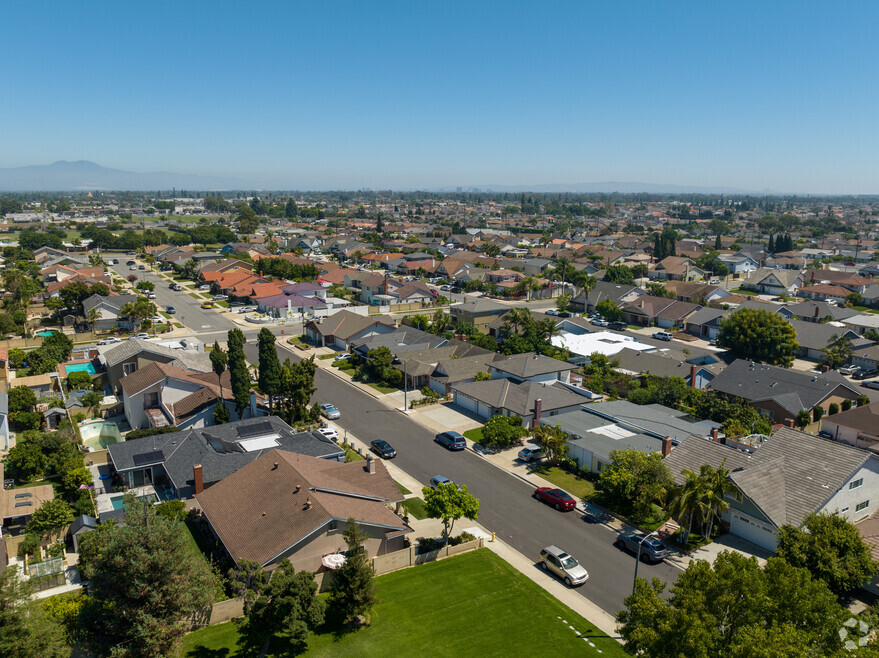 Final_Neighborhood_StarView_V2_92223