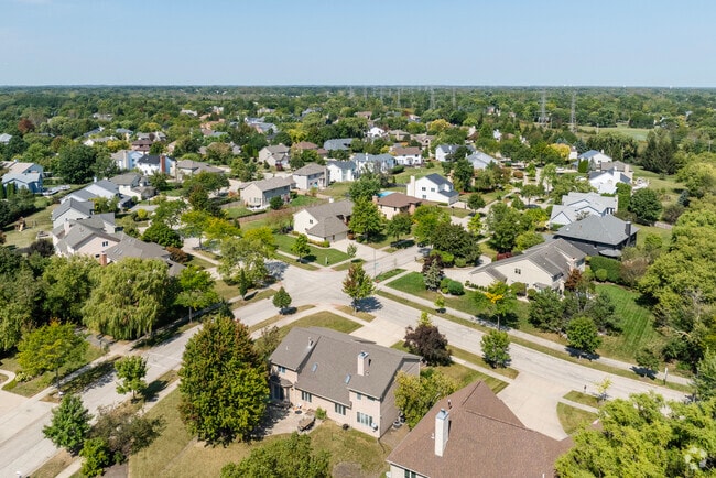 Rolling Hills is a safe and family focused neighborhood in Buffalo Grove.
