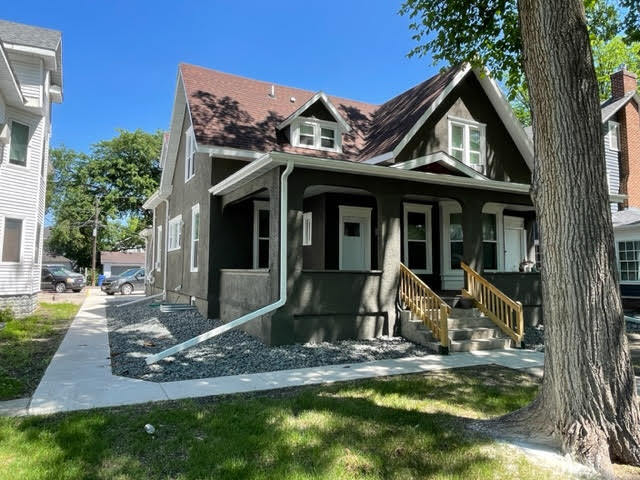 1105 5th Ave S unit 2, Fargo, ND 58103 - photo 1