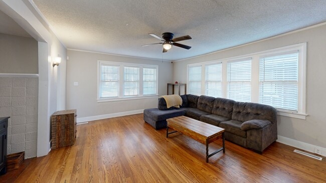 815 N Avalon St, Memphis, TN 38107 - photo 2