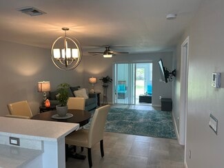 401 SW Natura Ave Unit C, Deerfield Beach, FL 33441
