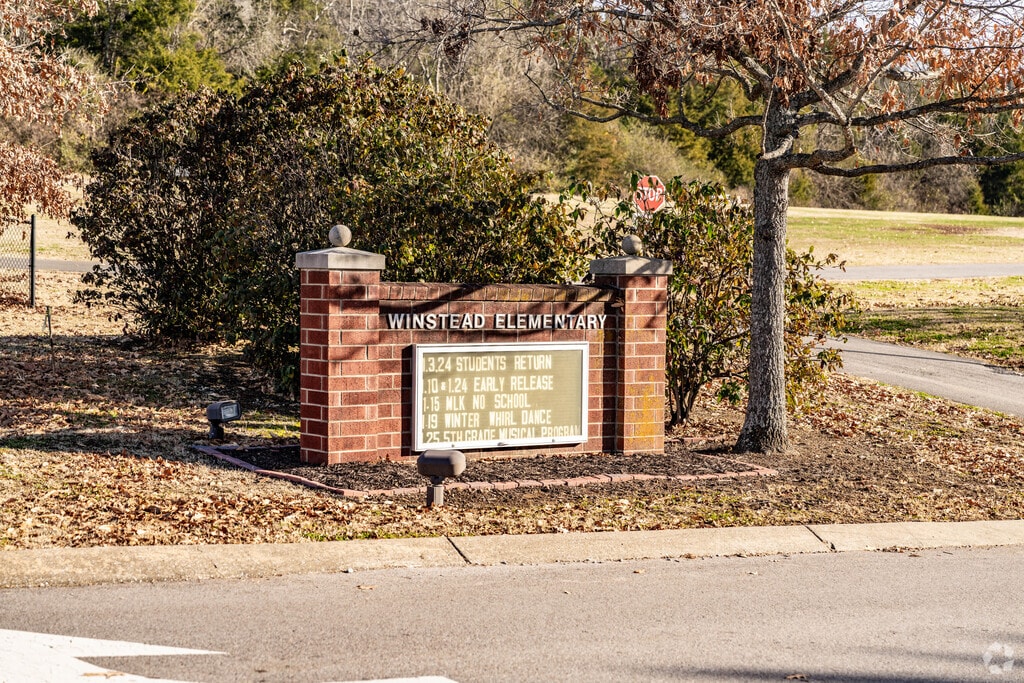 Winstead Elementary School, Rankings & Reviews