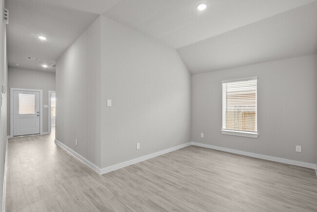 739 Hackberry Branch Ct, Magnolia, TX 77354 - photo 6