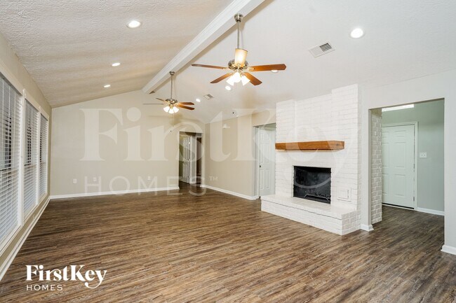 15603 Sandy Hill Dr, Houston, TX 77084 - photo 4