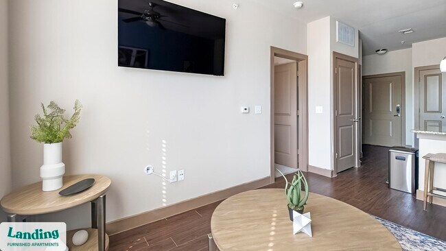 13920 Mandolin Dr unit 1-1321.1411427, Houston, TX 77070 - photo 2