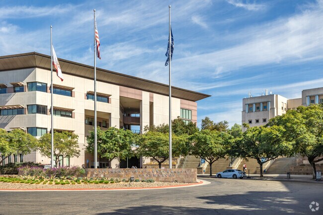 CSU San Marcos, near Fallbrook, offers guaranteed admission for qualifying students.
