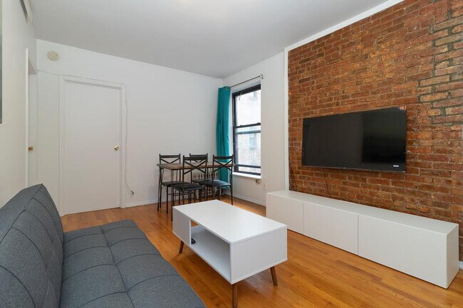 1814 2nd Ave unit ID1032049P, New York, NY 10128 - photo 4
