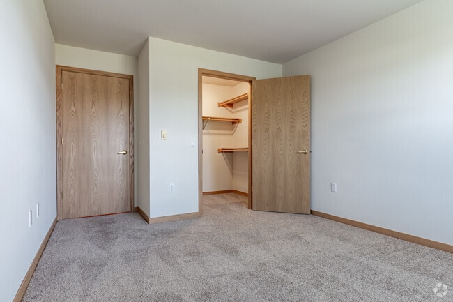 Shadow Creek, Madison, WI 53719 - photo 3