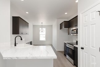 2893 E Valley Wind St, Kuna, ID 83634