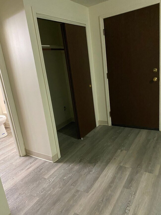 Residences at Riverside, Manchester, NH 03104 - photo 3