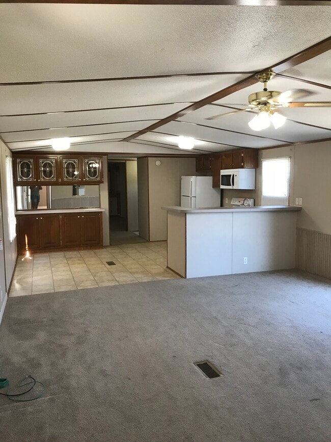 133 James Way, Dandridge, TN 37725 - photo 6