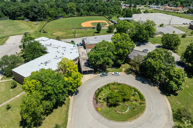 Niche gives Fern Creek Elementary an overall grade of C.