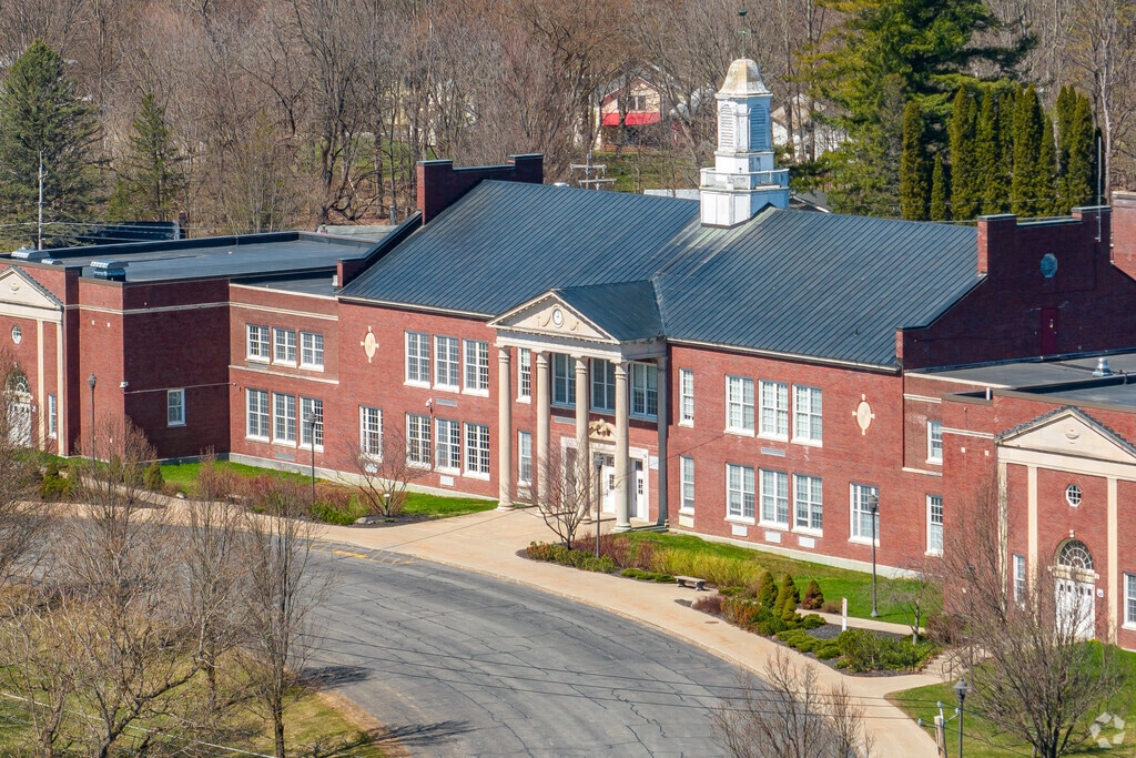 Holland Patent Middle School is the school of choice for Stittville students.