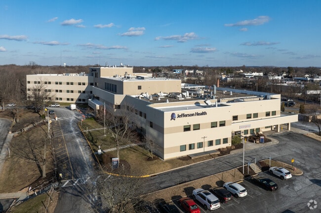 Jefferson Bucks Hospital is the minutes from Fairless Hills for your medical needs.