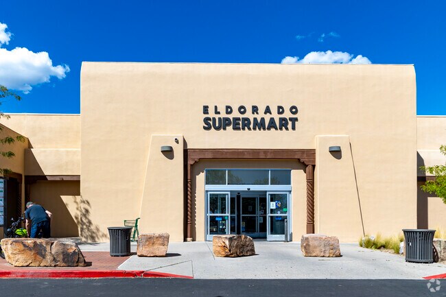 The Eldorado Supermart serves the residents of Glorieta's grocery needs.
