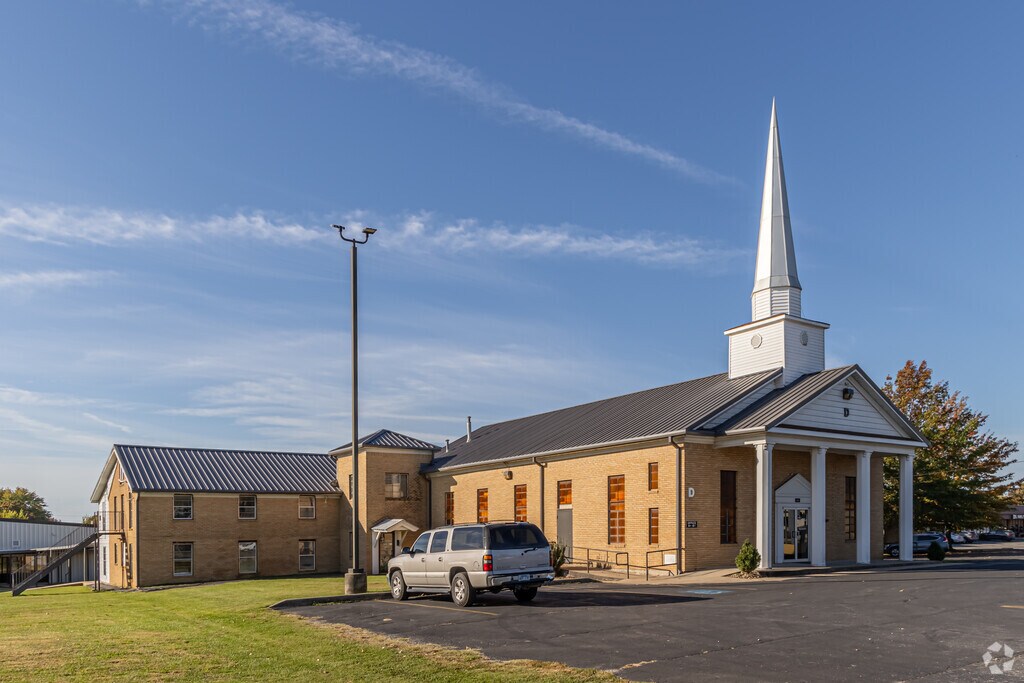 Life Way Christian School is an above average, private, Christian school located in Centerton.