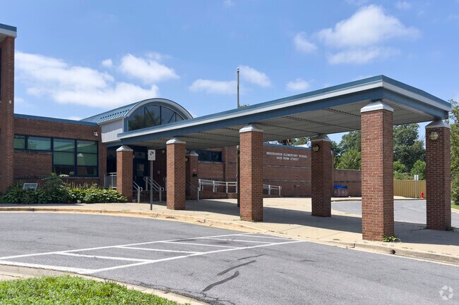 Brookhaven Elementary School boasts a B+ from Niche.com.