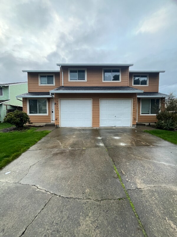 2907 SE 38th Ct unit 2909 SE 38th Ct. Hil, Hillsboro, OR 97123 - photo 1