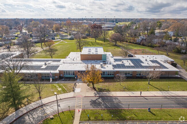 Aurora's McCleery Elementary School has student-teacher ratio of 13 to 1.