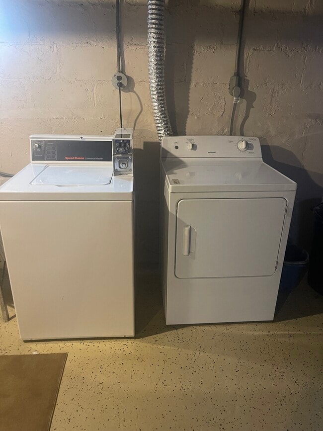 6726 20th Ave unit 1 Main House, Kenosha, WI 53143 - photo 6