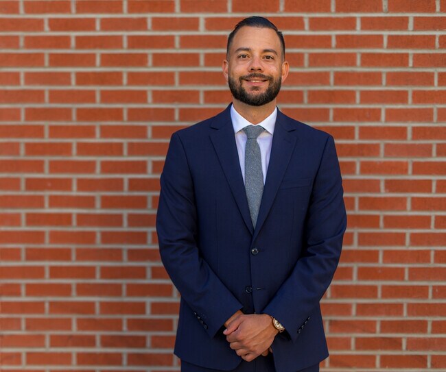 Agent Photo