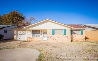 5208 42nd St, Lubbock, TX 79414