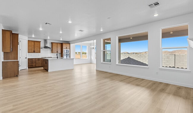 1604 S 4040 W, Hurricane, UT 84737 - photo 5