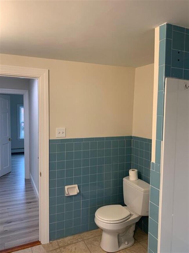 219 Albion St unit 3, Wakefield, MA 01880 - photo 6