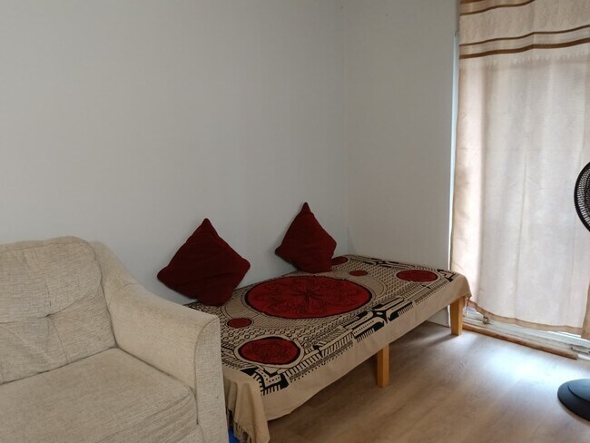 1075 Knoll Ln unit 101, Hoffman Estates, IL 60169 - photo 5