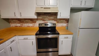 401 Duke St Unit 12, Forest City, NC 28043