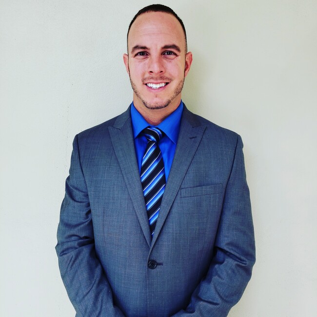 Agent Photo