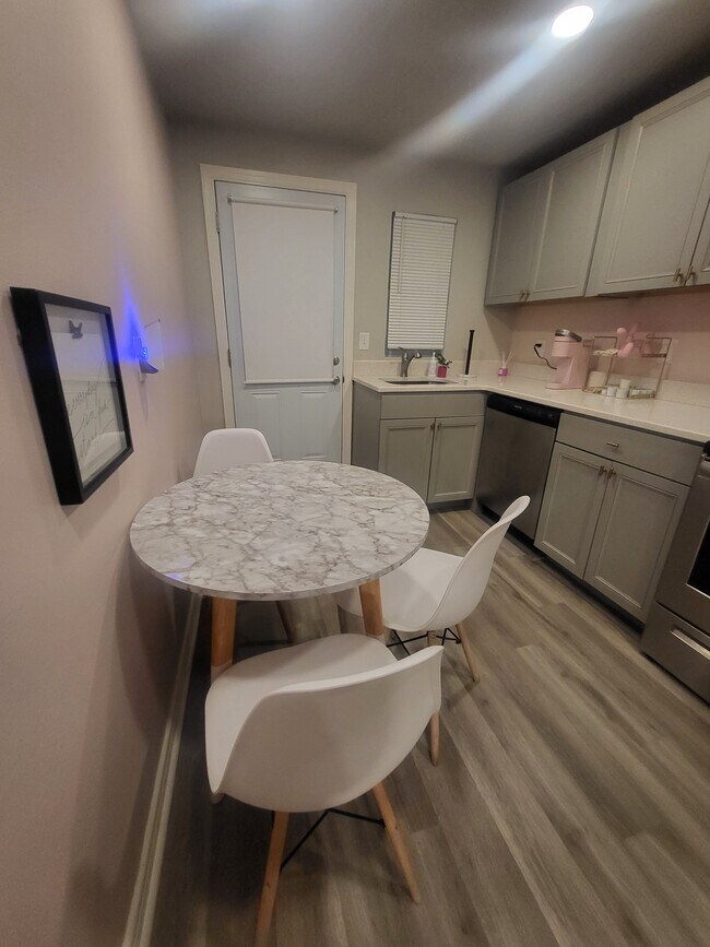 3520 Post St unit 3, Jacksonville, FL 32205 - photo 3