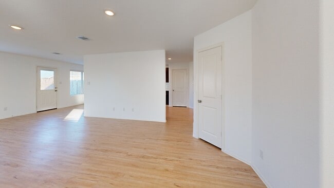 14407 Woodcott Warren Way, Rosharon, TX 77583 - photo 2