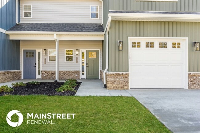 2924 Paddle Wheel Dr, Jeffersonville, IN 47130 - photo 4