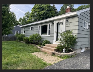 1619 Washington Ave, Portland, ME 04103