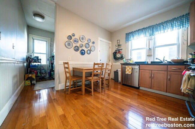 133 St Alphonsus St unit 2, Boston, MA 02120 - photo 3