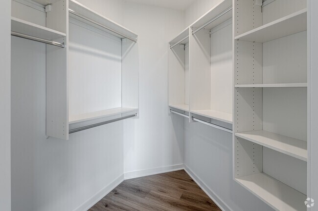 Stonehill at West Orange, West Orange, NJ 07052 - photo 6