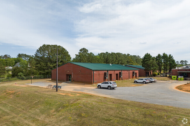 Taylorsville Elementary School has a 15 to 1 student-teacher ratio.