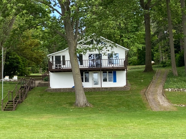 16558 Donnell Lake St, Vandalia, MI 49095 - photo 2