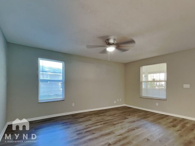 2908 Spencer St, Jacksonville, FL 32254 - photo 4