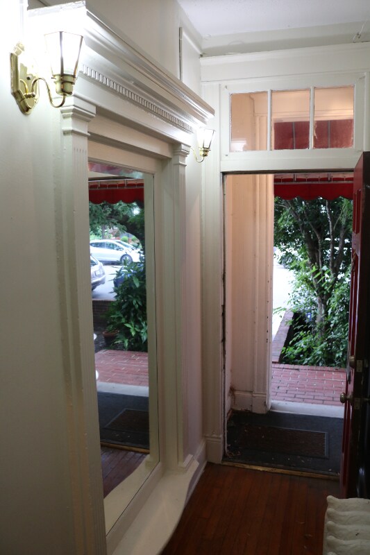 2525 Stuart Ave unit 2, Richmond, VA 23220 - photo 3