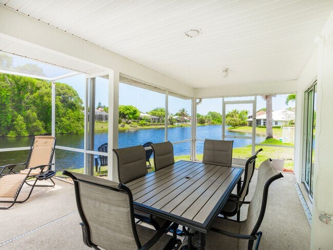 1123 SW Oak Hollow Ct, Palm City, FL 34990 - photo 3