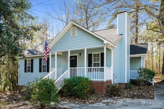 1219 Azalea Dr, Zebulon, NC 27597