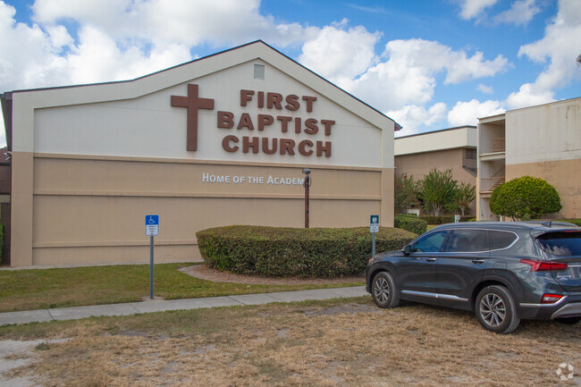 First Baptist Brandon Christian Academy provides education in the neighborhood of 
Brandon.