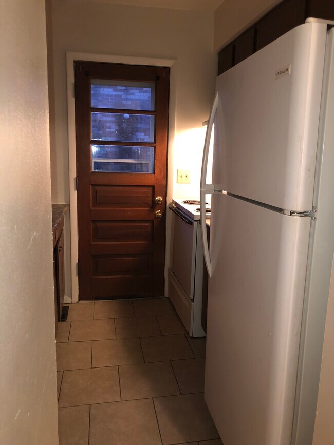 4336 Fair Oaks Rd unit 1, Dayton, OH 45405 - photo 4