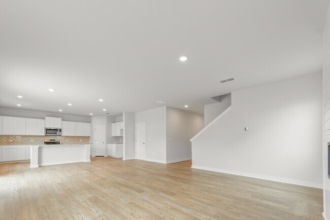 5258 Mulberry Creek Way, Flowery Branch, GA 30542 - photo 5