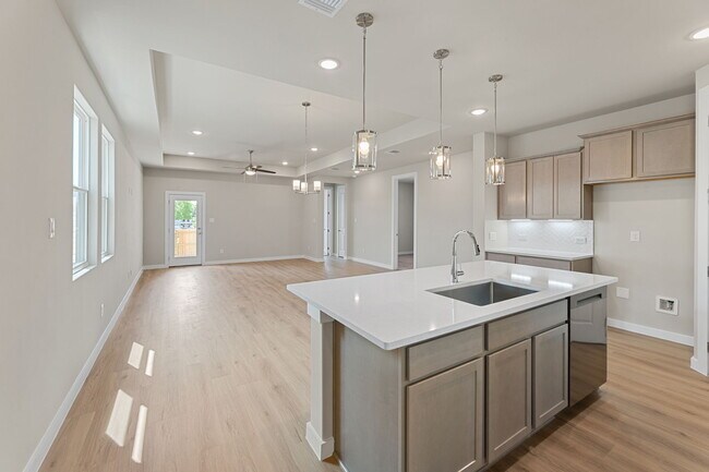 743 Langston Ln, New Braunfels, TX 78130 - photo 4