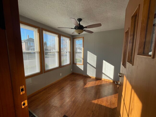 Front Sun Room